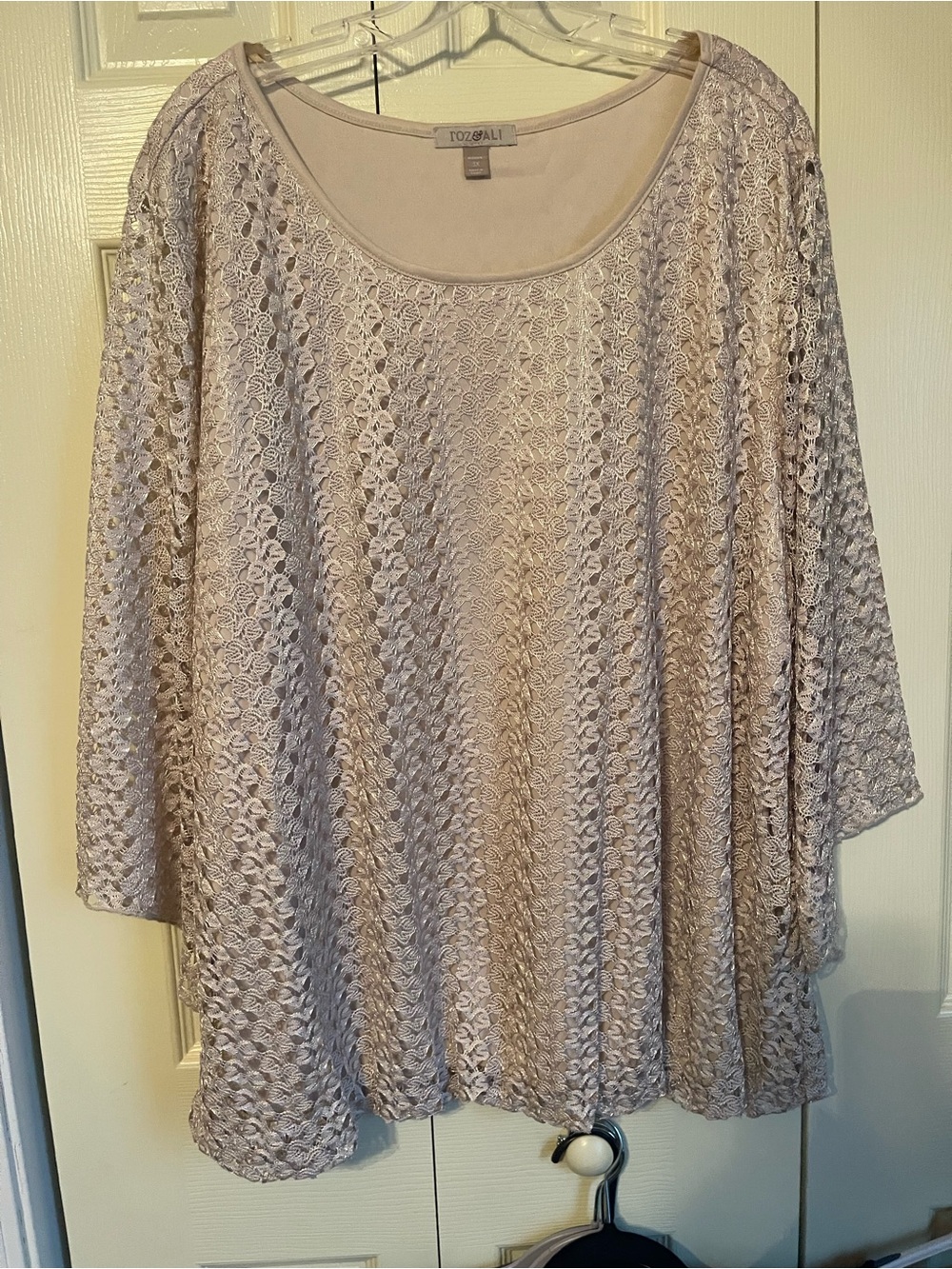 Roz & Ali Cream Lace Overlay Scoop Neck Blouse